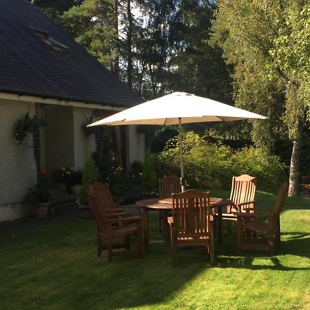 Daedalus Bed & Breakfast Мьюир-оф-Орд Экстерьер фото