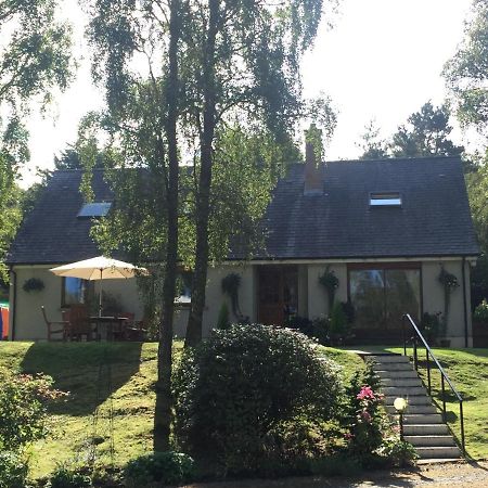 Daedalus Bed & Breakfast Мьюир-оф-Орд Экстерьер фото