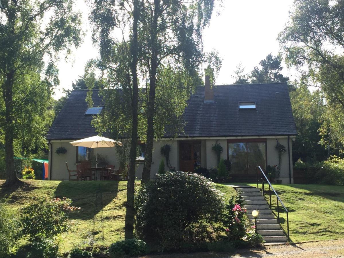 Daedalus Bed & Breakfast Мьюир-оф-Орд Экстерьер фото